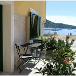Apartment Baranovic Primosten