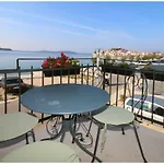 Apartment Baranovic Primosten