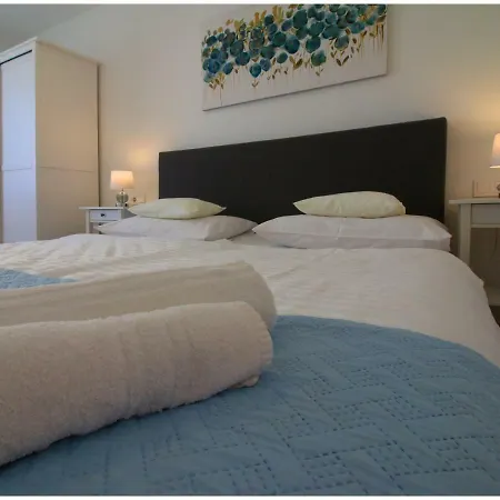 Apartment Baranovic Primosten